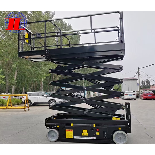 自行式高空作业车