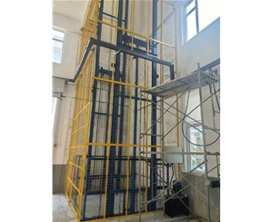 导轨链条式升降货梯